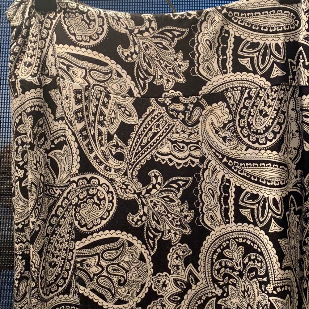 Beautiful Artisan NY Skirt